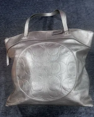 Coach Laura F18336 Metallic Silver Leather Large Tote Embossed Signature C thumbnail 1