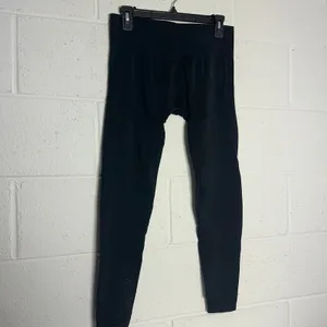 Gymshark Vital Seamless High Waisted Leggings Black Womens medium Activewear thumbnail 3