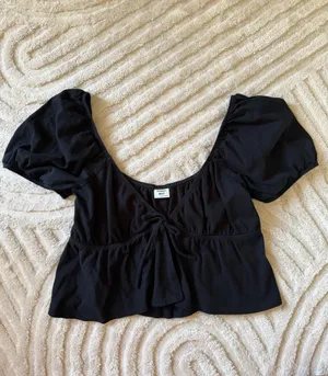 Aritzia Sunday Best Kaia Top thumbnail 2