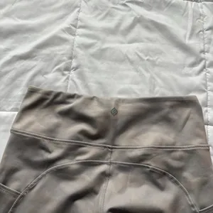 Womens Gray Camo Leggings‎ Athleisure Activewear Yoga Workout Gym Pockets thumbnail 8