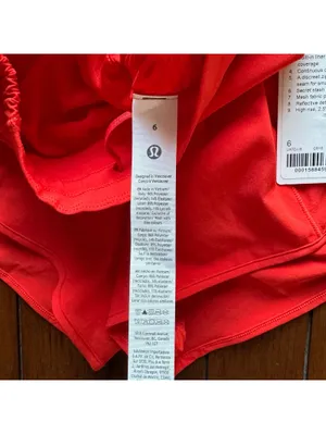 Lululemon Hotty Hot Short High Rise 2.5” Cherry Ember Size 6 NWT thumbnail 5