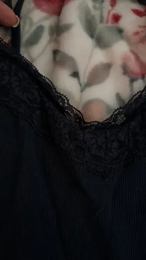 Hollister Lace Trim Tank Top thumbnail 2