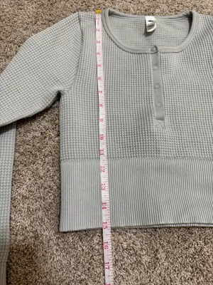 OFFLINE by Aerie Main Squeeze Cropped Waffle Henley Top XS – New, Never Worn thumbnail 4
