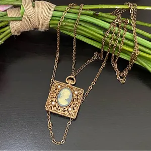 Vintage Unsigned Victorian Lady Cameo Pendant Necklace thumbnail 1