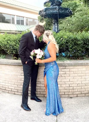 Blondie Nites Prom Dress thumbnail 3