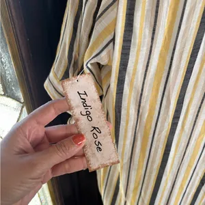 Chic Striped Button thumbnail 6