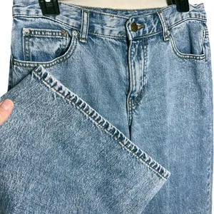 UO BDG Women’s A-Wide Lightwash Wide Leg Denim Jeans thumbnail 4