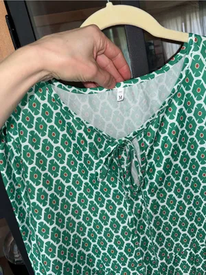 Amazon block print kelly green maxi dress midi puff sleeve tiered ruffle thumbnail 9