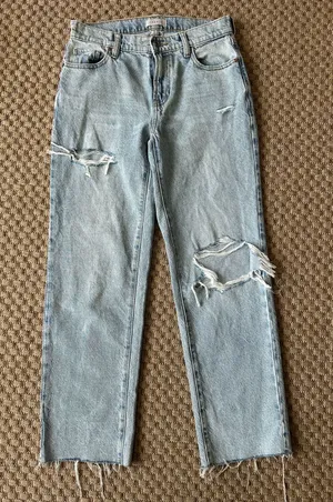 Pacsun 90s Straight Leg Light Wash Distressed Jeans Raw Hem thumbnail 1