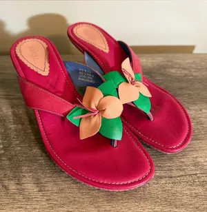 Y2K Indigo by Clark’s Leather Pink Fuchsia Kitten Heels Sandals Women’s Sz 9 thumbnail 1