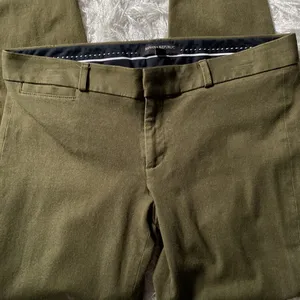 Banana Republic Women’s Sloan Pull On Style Stretch Career Every Day Pant thumbnail 4