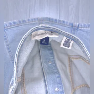 Universal Threads Women’s Denim Halter Top thumbnail 4