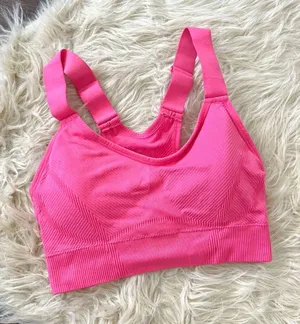 NWOT Pink New Balance seamless cropped sports bra Size M thumbnail 1