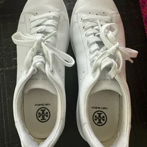 Tory Burch Howell Court Women's Sneakers Sz 9M White Leather Comfort Shoe Tennis thumbnail 3