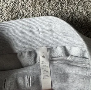 Lululemon Grey Sweatpants thumbnail 4