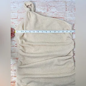 Elegant Cream One-Shoulder Knit Blouse thumbnail 2