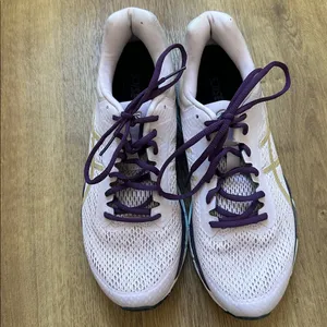 ASICS Women's Gel-Glorify 4 Pink/Purple l Running Shoes‎ Size 9.5 thumbnail 2