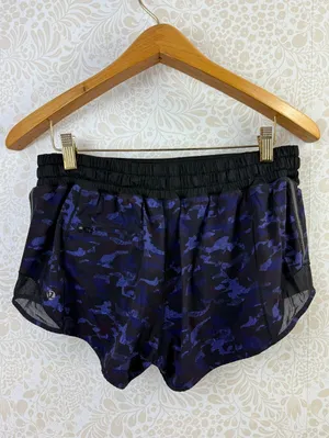 Lululemon Camo Emperor Blue Black 2" Hotty Hot Short - Size - 8 thumbnail 9