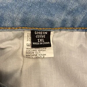 Shein Curve Distressed Jean Shorts thumbnail 5