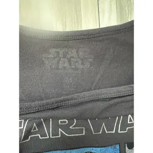 Star Wars Top Women's Medium Gray Graphic Tee Scoop Neck Dart Vader Skywalker thumbnail 5