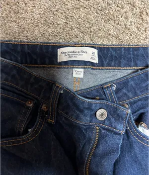 Abercrombie 90s Relaxed High-Rise Jeans thumbnail 3