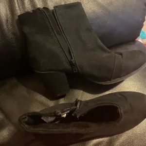 ‎Black suede booties 9 Black thumbnail 6