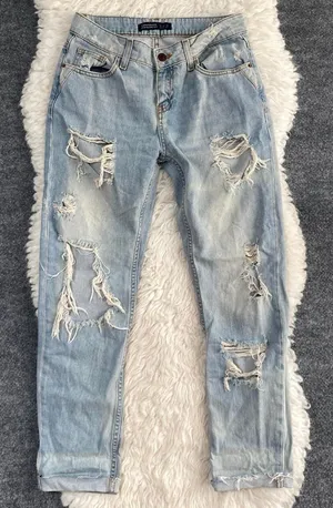 ZARA BASIC 975 LIGHT WASH DISTRESSED DENIM JEANS STRAIGHT LEG thumbnail 1