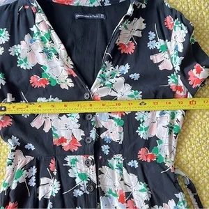 Abercrombie &‎ Fitch Black Floral Button Front Tie Waist Romper XS Short Sleeve thumbnail 5