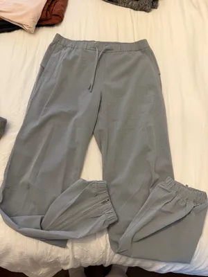Lululemon Joggers thumbnail 1