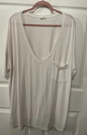 Kyte Living Relaxed Fit Bamboo White Pocket Tee, XL thumbnail 1