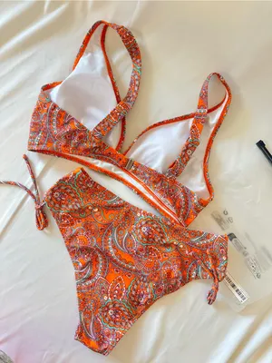Orange Paisley Two-Piece Bikini Set - Supportive Top & Tie-Side Bottoms thumbnail 3
