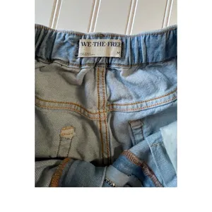 Free People We The Free Danni‎ High Rise Denim Shorts Light Blue Cuffed Size M thumbnail 5