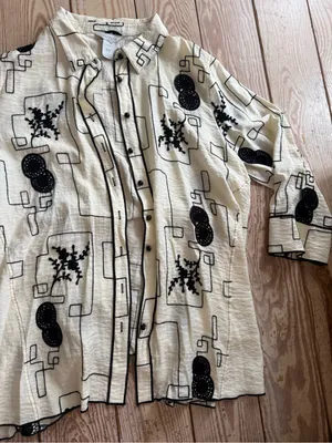 Multiples Embroidered Button-Down Shirt size L no size tag thumbnail 2