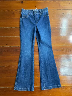 SPANX Pull On Flare Jeans Dark Wash High Rise Stretch Shaping Denim Sz M 🧡🎀 thumbnail 7