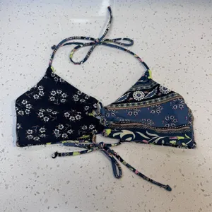 Raisins Womens Mixed‎ Print Lace Up Halter Bikini Top Navy Blue Floral Medium M thumbnail 1