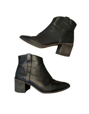 Genuine Leather Black Ankle Boots Size 8 thumbnail 1