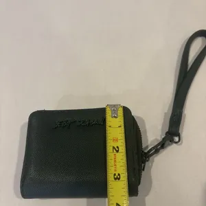 Betsey‎ Johnson XOSKULLY Dark Green Small Zip Around Wallet Wristlet READ thumbnail 8