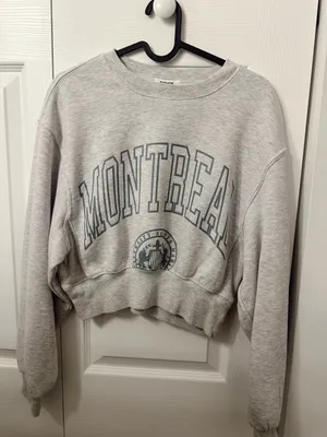 Crewneck thumbnail 1