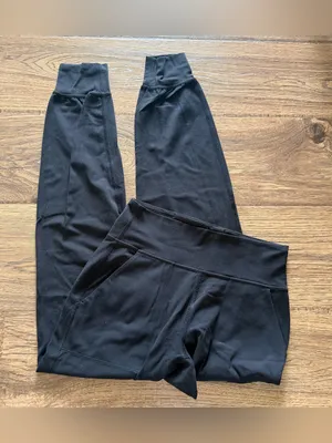 Lululemon Black Align Joggers thumbnail 2