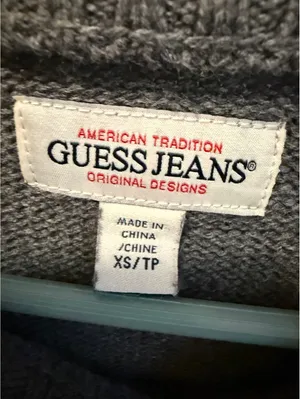 Guess Jeans Gray Crewneck Sweater with Logo Patch XS thumbnail 2