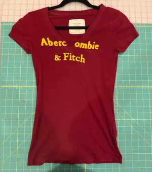 Abercrombie & Fitch Red T-Shirt thumbnail 1