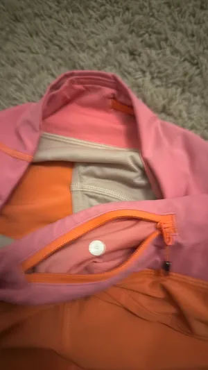 Lululemon Shorts Speed 2.5" Low-Rise thumbnail 4