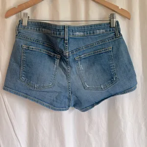 Rich & Skinny Casual Lighter Medium Wash Low Medium Rise Denim Jean Shorts thumbnail 5