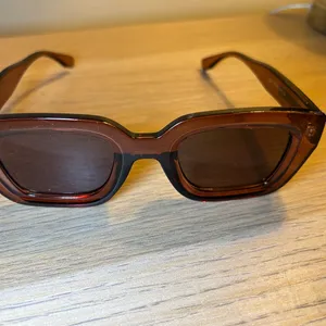 Brown Square Sunglasses thumbnail 3