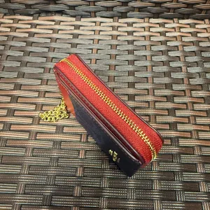 coach Zip Card Case In Signature Canvas cw883 thumbnail 2