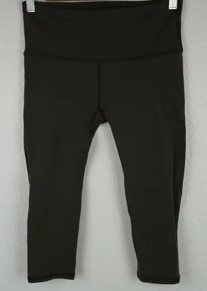 Lululemon Green Mesh Panel Cropped Leggings‎ Womens Size 6 High Rise thumbnail 1