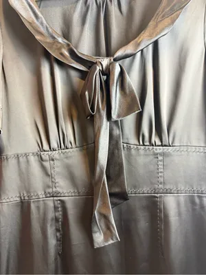 Phoebe Couture Blk Satin Tie Neck Cocktail Dress Flutter Sleeve Ruffle Hem Size8 thumbnail 7