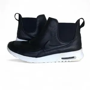 Nike Air Max Thea Mid Boot Black/Reflect Silver 859550-001 Women's Shoes 10 thumbnail 4