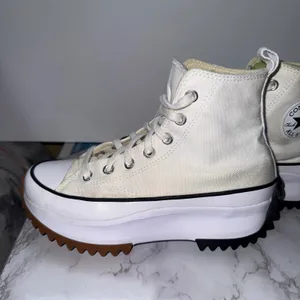 Converse Run Star Hike High Top Womens 7 Platform Lugged Sneakers Streetwear‎ thumbnail 8