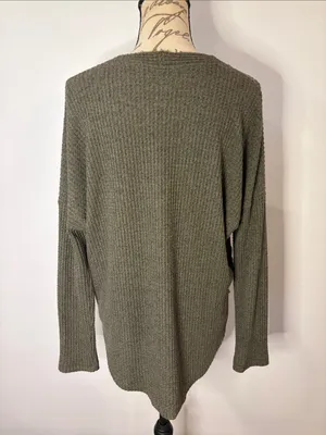 American Eagle Outfitters Soft & Sexy waffle henley top olive green oversized M thumbnail 3